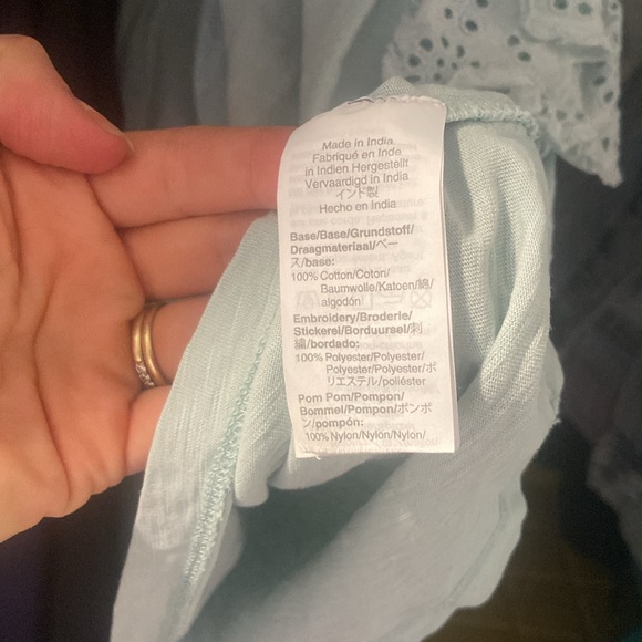 J. Crew 100% Cotton Shirt | size M | light blue | Pom poms and lace detail - Picture 6 of 6